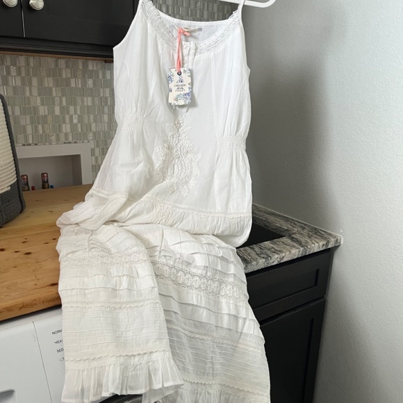 Chelsea & Violet dress - Picture 2 of 8